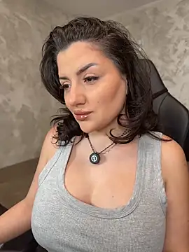 Snapshot of SophiePale chatting on 02.22.26 SophiePale online show from 02.22.26