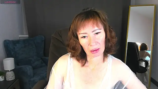 gracekellyyy online show from 06.08.26