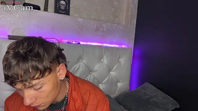 ESTEFAN HILLS online show from 05.25.26