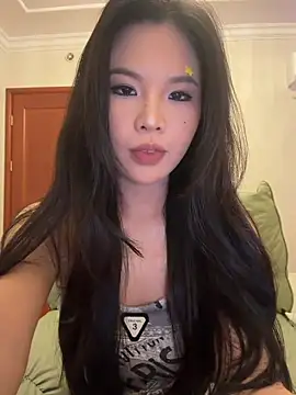 yy22111 online show from 06.25.26