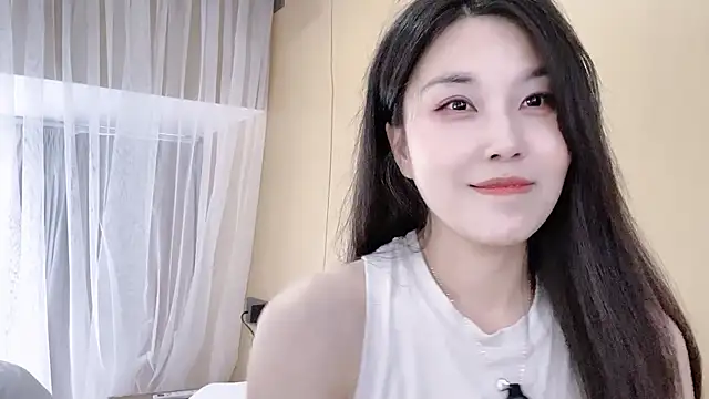 Snapshot of Emma_qiqi chatting on 05.19.26 Emma qiqi online show from 05.19.26