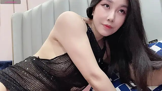 Snapshot of Emma_qiqi chatting on 07.07.26 Emma qiqi online show from 07.07.26