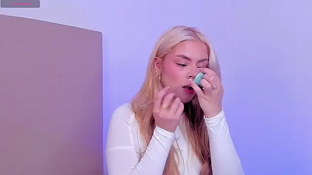 Alesssia Moon online show from 06.19.26