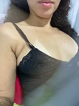 venuseyes25 online show from 05.17.26