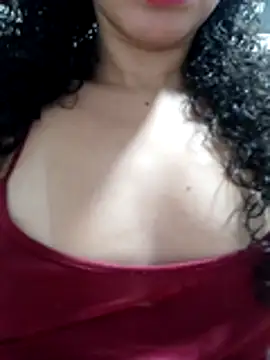 venuseyes25 online show from 07.18.26