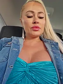 MILFBARBY online show from 05.17.26