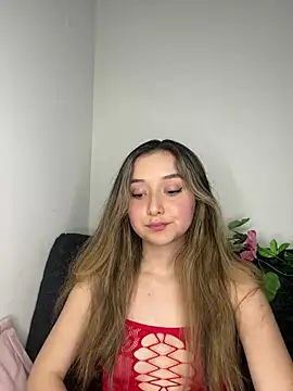 Sarisloves online show from 06.23.26
