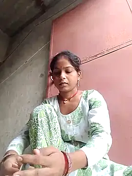 CHANDNi 700 online show from 06.13.26