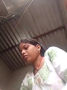 CHANDNi 700 online show from 06.14.26