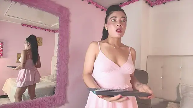 emilly duque online show from 07.04.26