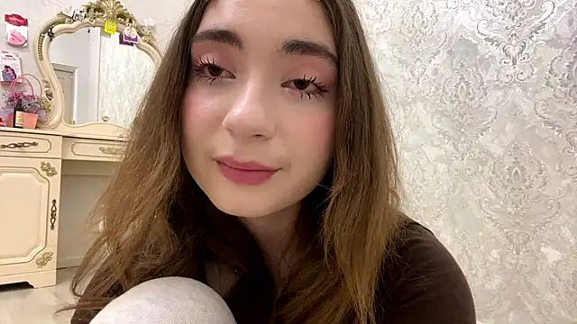 Snapshot of Rosie_Sweety chatting on 06.07.26 Rosie Sweety online show from 06.07.26