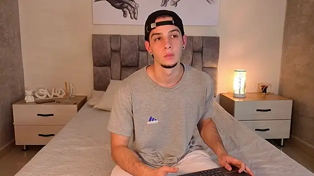 isaacblaze  online show from 05.22.26