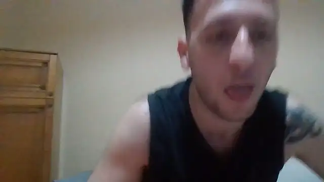 Snapshot of VincentZe99 chatting on 06.20.26 VincentZe99 online show from 06.20.26