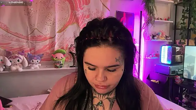 BigBootyHolly online show from 07.20.26