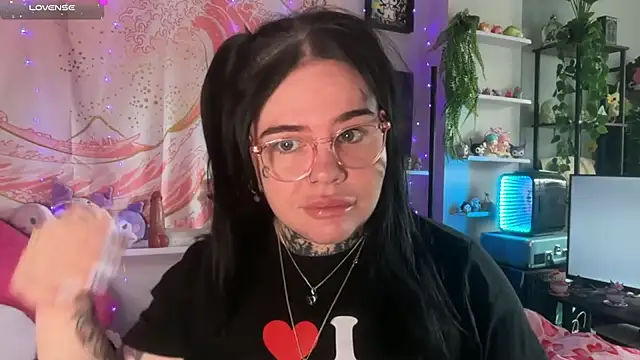 BigBootyHolly online show from 07.27.26