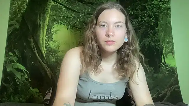 Snapshot of mo0ngoddess chatting on 06.22.26 mo0ngoddess online show from 06.22.26