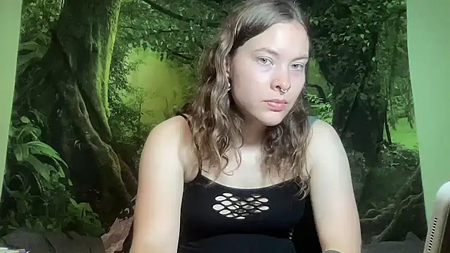 Snapshot of mo0ngoddess chatting on 07.25.26 mo0ngoddess online show from 07.25.26