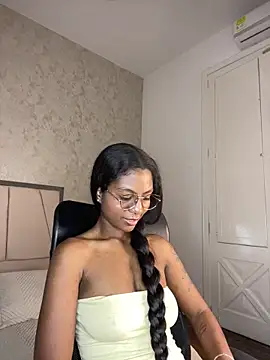 Emma venitez online show from 05.12.26