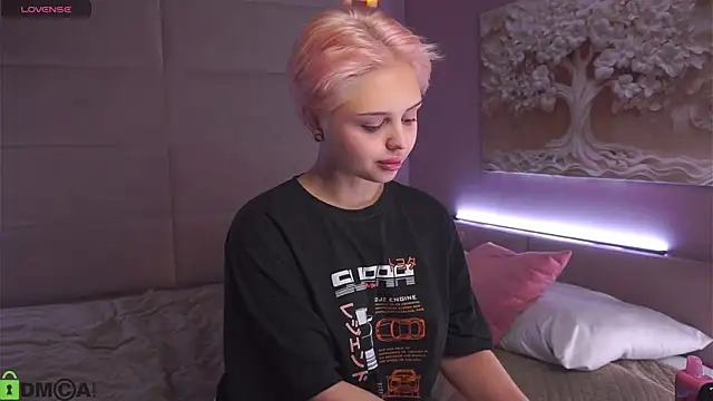 Emmy-Brooks online show from 07.21.26