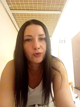 CarolWarren  online show from 07.15.26