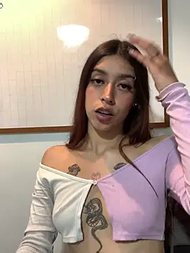 SarahFox- online show from 05.11.26