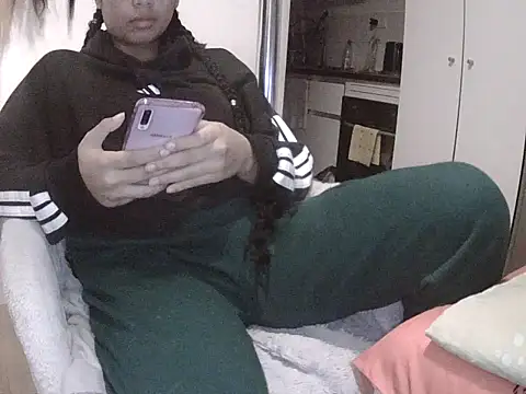 Aurora Esmeralda1281 online show from 05.29.26
