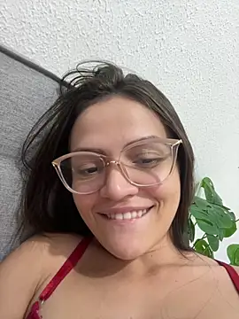 Snapshot of Sarah__hot chatting on 05.16.26 Sarah hot online show from 05.16.26