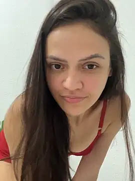 Snapshot of Sarah__hot chatting on 05.29.26 Sarah hot online show from 05.29.26
