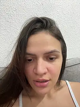 Snapshot of Sarah__hot chatting on 06.05.26 Sarah hot online show from 06.05.26