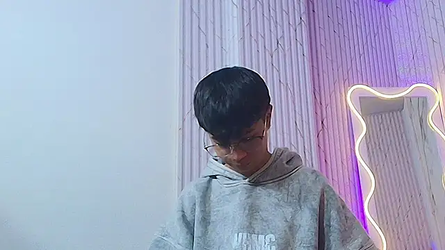 Spark tay online show from 06.17.26
