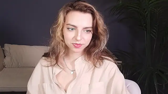 Snapshot of CherryCl0ud chatting on 05.27.26 CherryCl0ud online show from 05.27.26