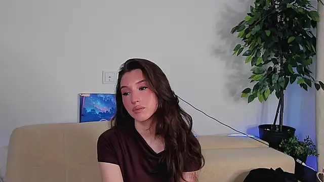 Snapshot of MiaOtar chatting on 05.27.26 MiaOtar online show from 05.27.26