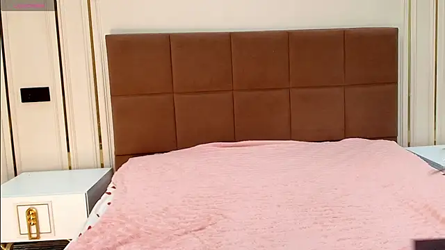 lalisabrown online show from 06.21.26