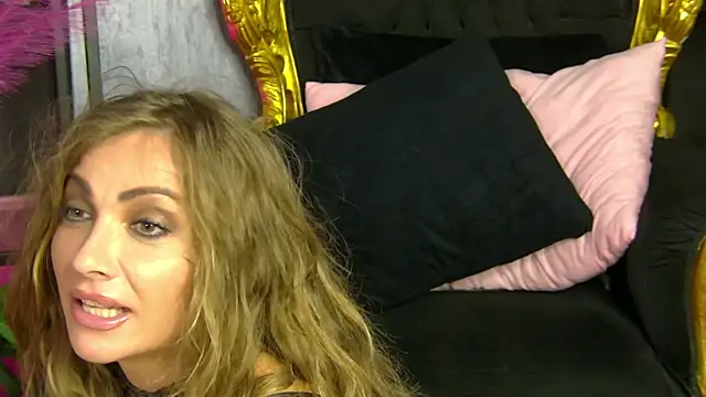 AnneGoddesss online show from 05.22.26