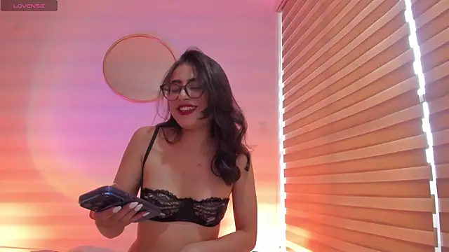 imsofia dy online show from 05.30.26