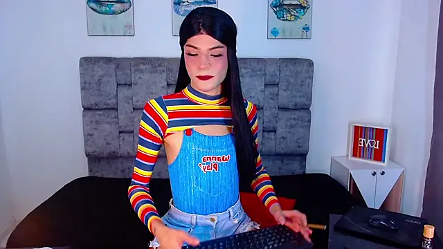 Realbadbxtch  online show from 05.20.26