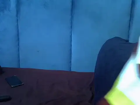 Queenleahx online show from 05.20.26