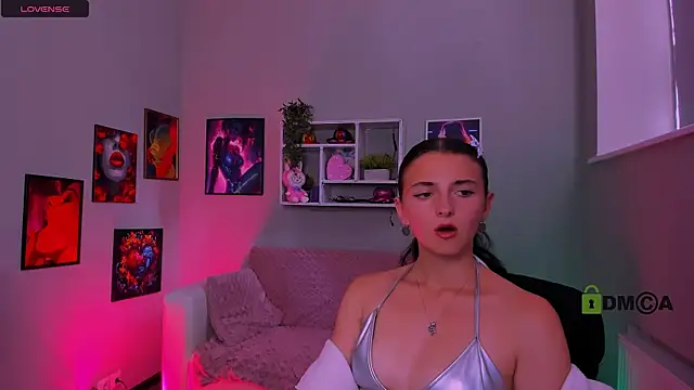 caroline honeyy online show from 07.28.26
