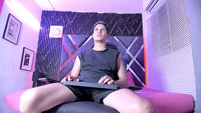 dominic connor online show from 07.20.26
