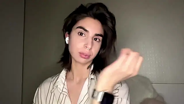 JessiaRuezga online show from 05.21.26