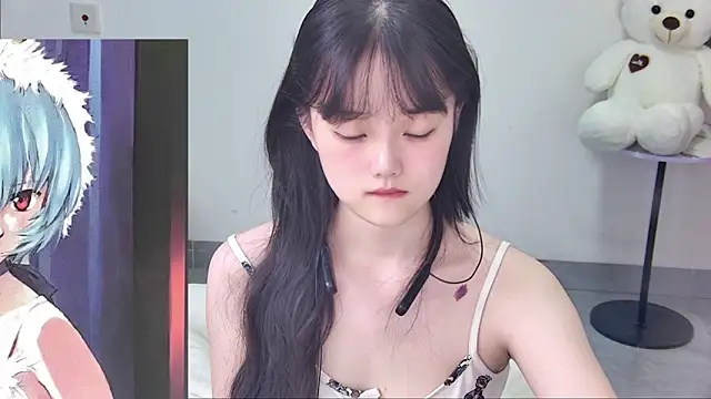 Evil-Bunny007 online show from 06.05.26