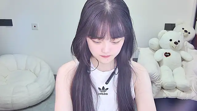 Evil-Bunny007 online show from 06.19.26