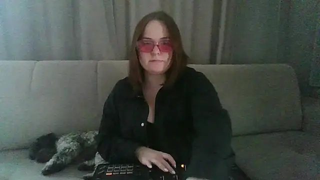 Joan Taylor1 online show from 05.26.26