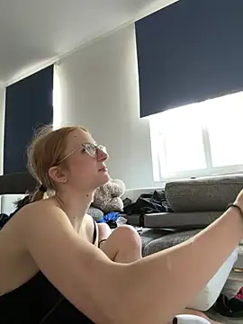 LauraundSteve  online show from 07.08.26