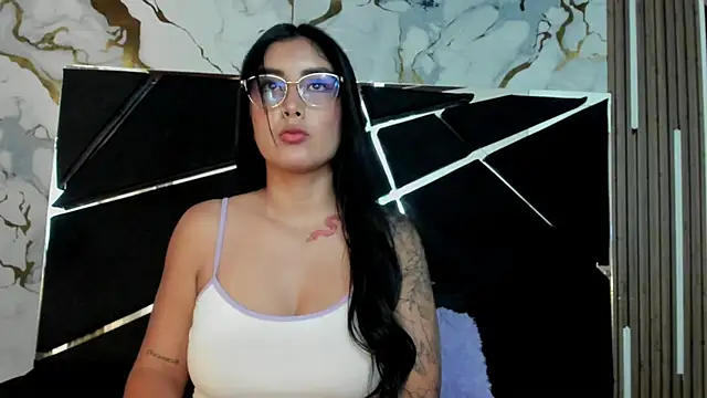 Alaia 22 online show from 05.28.26