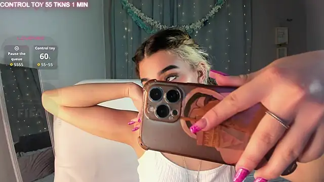 vanillafairy  online show from 06.25.26