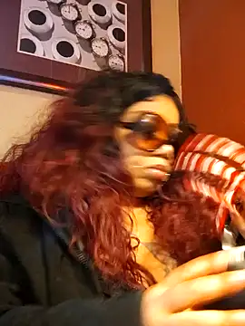 Snapshot of NailGoddessnow chatting on 12.31.24 NailGoddessnow online show from 12.31.24