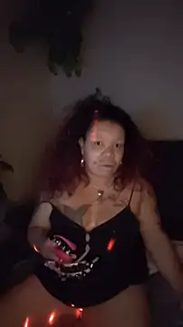 Snapshot of NailGoddessnow chatting on 01.14.25 NailGoddessnow online show from 01.14.25