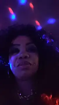 Snapshot of NailGoddessnow chatting on 02.08.25 NailGoddessnow online show from 02.08.25