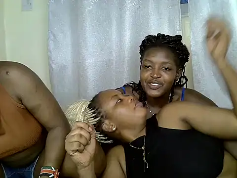 Lorainebabes online show from 06.06.26